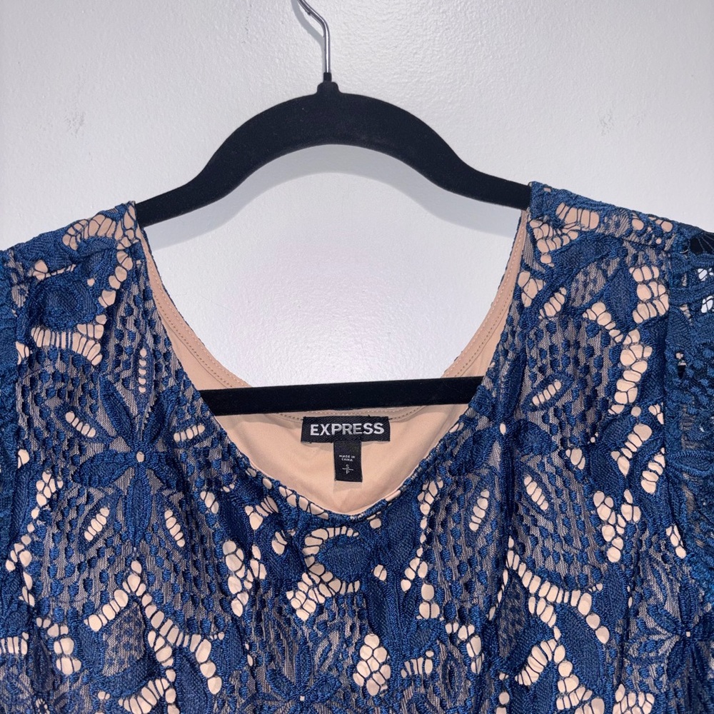 Express Navy Lace Blouse - Picture 3 of 3